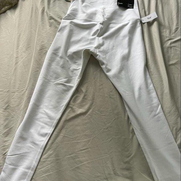 TNA - TnaLife Cheeky Hi-Rise 7/8 Leggings - NWT - Picture 2 of 8